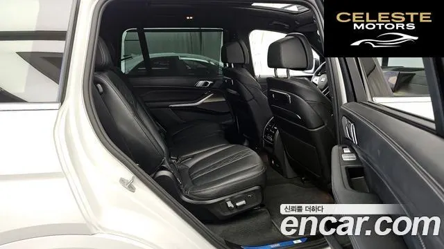 BMW X7 (G07) xDrive 40i Design Pure Excellence 7 places 2025 — photo 12 sur 20