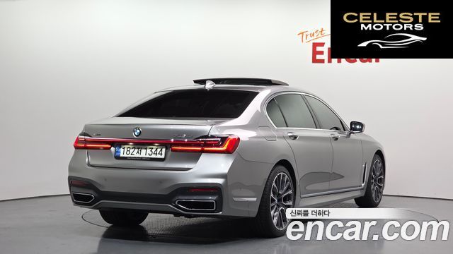 BMW Série 7 (G11) 740Li xDrive M Sport 2021 — photo 2 sur 20