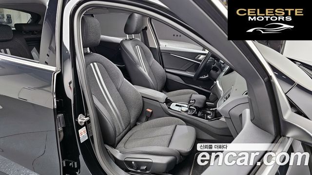 BMW Série 1 (F40) 120i Sport 2023 — photo 12 sur 20