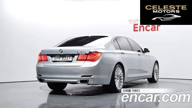 BMW Série 7 (F01) 740Li 2010 — photo 2 sur 20
