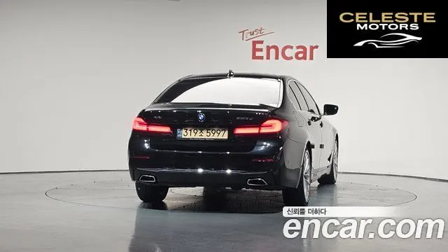 BMW Série 5 (G30) 523d xDrive Luxury 2021 — photo 4 sur 20