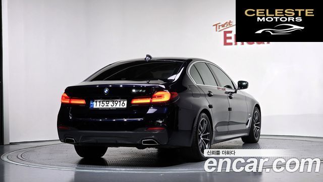 BMW Série 5 (G30) 523d M Sport 2021 — photo 2 sur 26