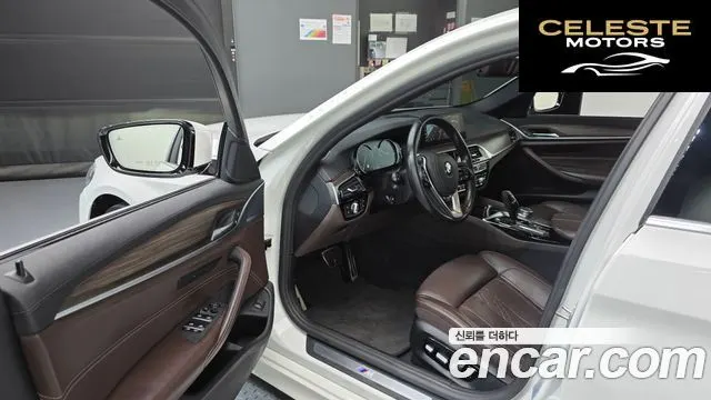 BMW Série 5 (G30) 530i M Sport Plus 2018 — photo 10 sur 20