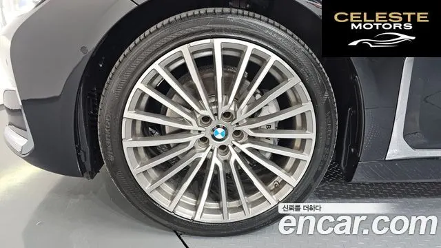 BMW Série 7 (G11) 730d xDrive Design Pure Excellence 2020 — photo 5 sur 20