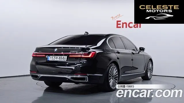 BMW Série 7 (G11) 730d xDrive Design Pure Excellence 2020 — photo 2 sur 20