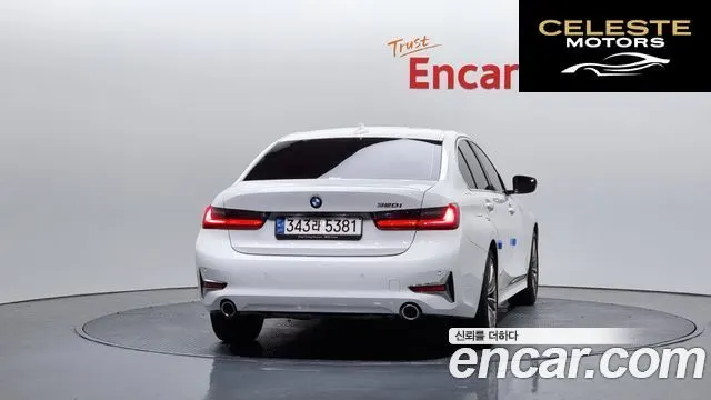 BMW Série 3 (G20) 320i Luxury 2021 — photo 4 sur 20