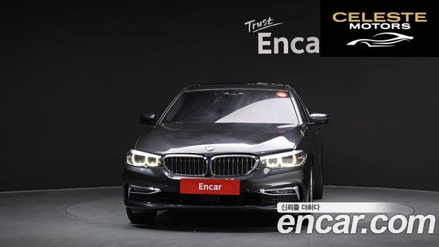 BMW Série 5 (G30) 520i Luxury 2020 — photo 3 sur 26