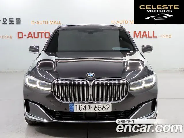 BMW Série 7 (G11) 730Ld xDrive Design Pure Excellence 2022 — photo 2 sur 26