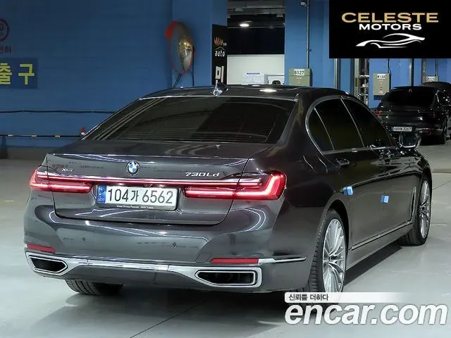 BMW Série 7 (G11) 730Ld xDrive Design Pure Excellence 2022 — photo 4 sur 26