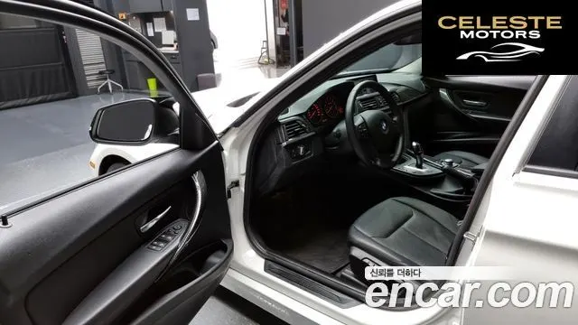 BMW Série 3 (F30) 328i 2013 — photo 10 sur 20