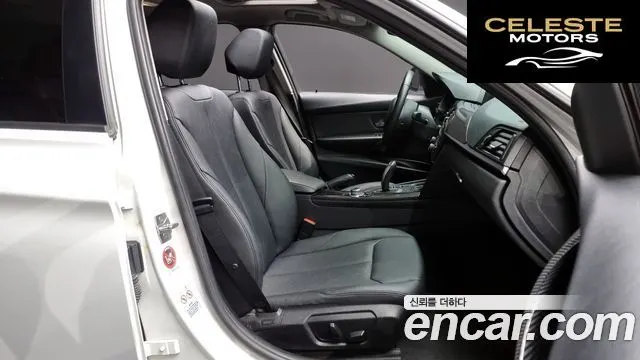 BMW Série 3 (F30) 328i 2013 — photo 11 sur 20