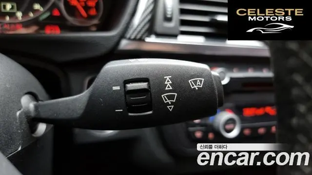 BMW Série 3 (F30) 328i 2013 — photo 17 sur 20