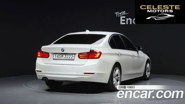 BMW Série 3 (F30) 328i 2013 — photo 2 sur 20