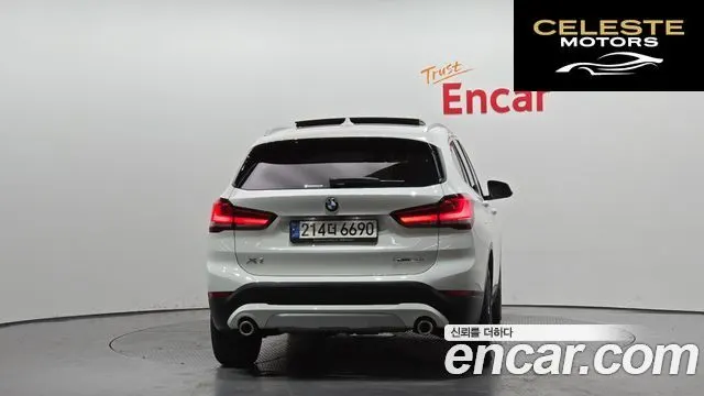 BMW X1 (F48) xDrive 20i xLine 2022 — photo 4 sur 20