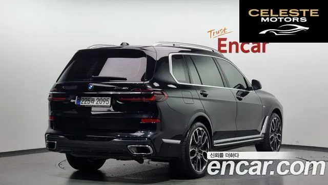 BMW X7 (G07) xDrive 40i M Sport 7 places 2024 — photo 2 sur 20