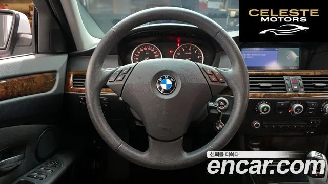 BMW Série 5 (E60) 528i Berline 2008 — photo 13 sur 20