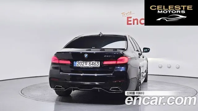 BMW Série 5 (G30) 520i M Sport 2022 — photo 4 sur 20