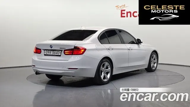 BMW Série 3 (F30) 320i 2013 — photo 2 sur 20