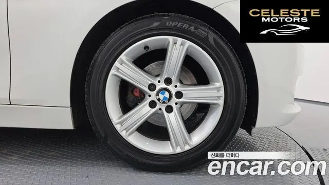 BMW Série 3 (F30) 320i 2013 — photo 5 sur 20