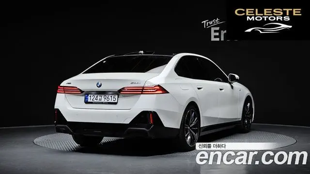 BMW Série 5 (G60) 530i xDrive M Sport 2024 — photo 2 sur 20