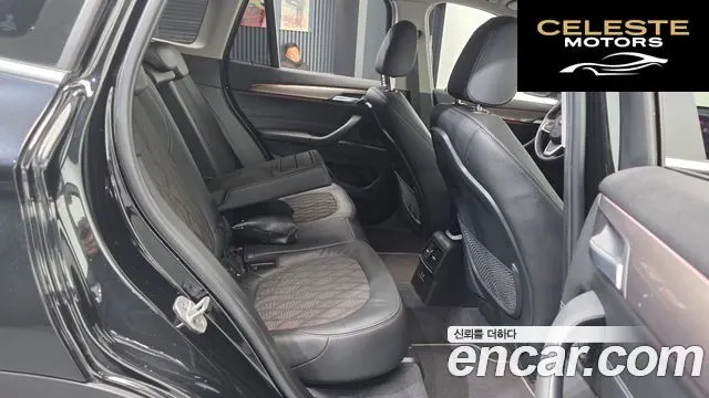 BMW X1 (F48) xDrive 20i xLine 2021 — photo 12 sur 20
