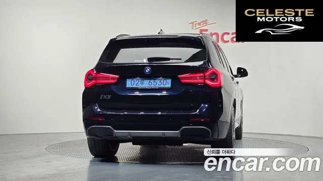BMW iX3 M Sport 2025 — photo 4 sur 20