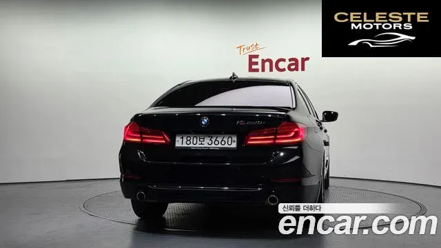 BMW Série 5 (G30) 520i Luxury 2020 — photo 4 sur 20