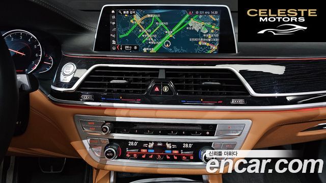 BMW Série 7 (G11) 740Li xDrive M Sport 2019 — photo 16 sur 20