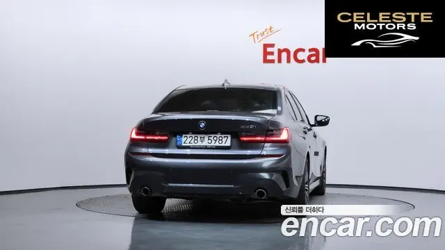 BMW Série 3 (G20) 320i M Sport 2021 — photo 3 sur 20