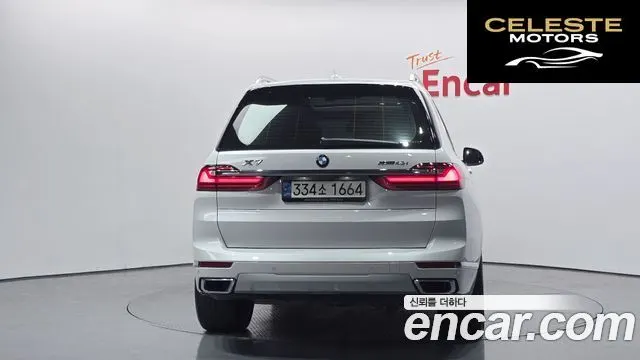BMW X7 (G07) xDrive 40i Design Pure Excellence 6 places 2021 — photo 4 sur 20