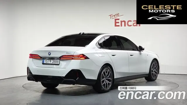 BMW Série 5 (G60) 520i M Sport 2024 — photo 2 sur 20