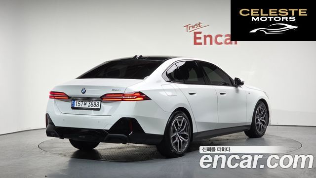 BMW Série 5 (G60) 520i M Sport 2024 — photo 2 sur 20