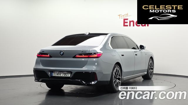 BMW Série 7 (G70) 740i sDrive M Sport 2023 — photo 2 sur 20