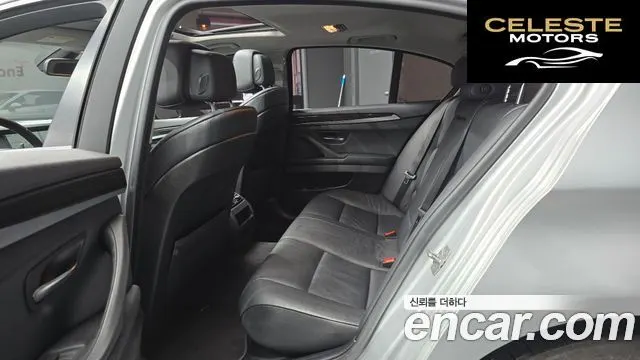 BMW Série 5 (F10) 528i 2011 — photo 12 sur 20