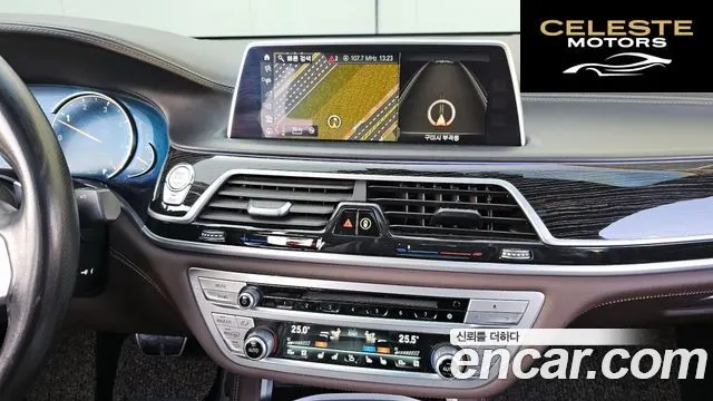 BMW Série 7 (G11) 730d xDrive M Sport 2018 — photo 14 sur 20