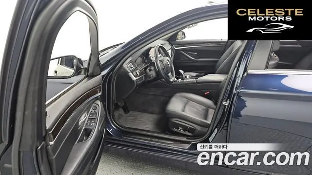 BMW Série 5 (F10) 528i xDrive 2015 — photo 10 sur 20