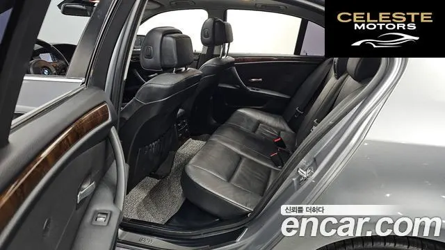 BMW Série 5 (E60) 528i Berline SE 2009 — photo 11 sur 20