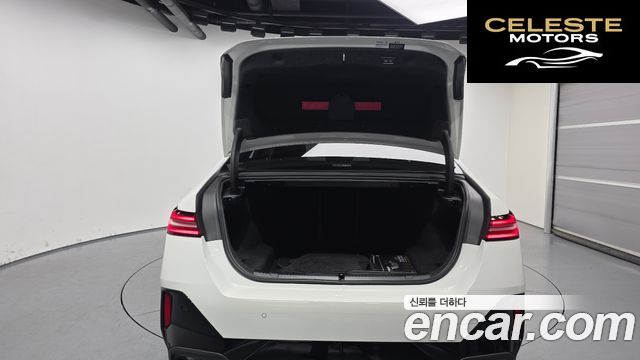 BMW Série 5 (G60) 523d M Sport 2025 — photo 20 sur 20