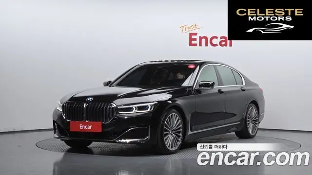 BMW Série 7 (G11) 740i Design Pure Excellence 2022 — photo 1 sur 20