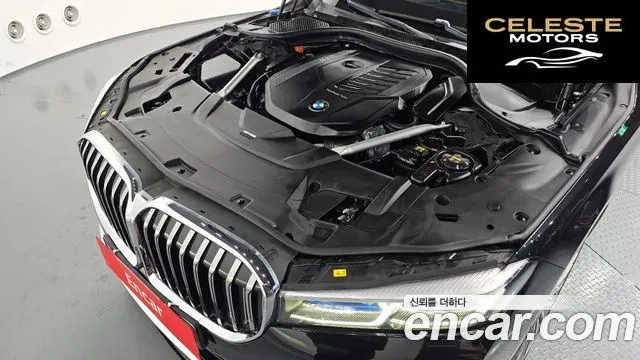BMW Série 7 (G11) 740i Design Pure Excellence 2022 — photo 6 sur 20
