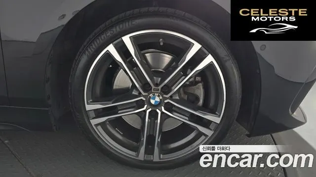 BMW Série 1 (F40) 120i M Sport 2021 — photo 4 sur 20
