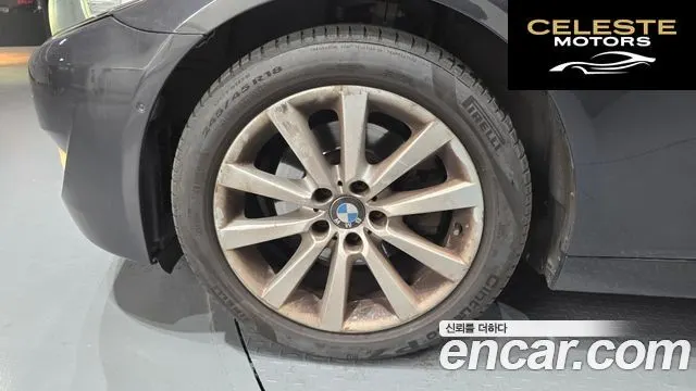 BMW Série 5 (F10) 528i 2011 — photo 5 sur 20