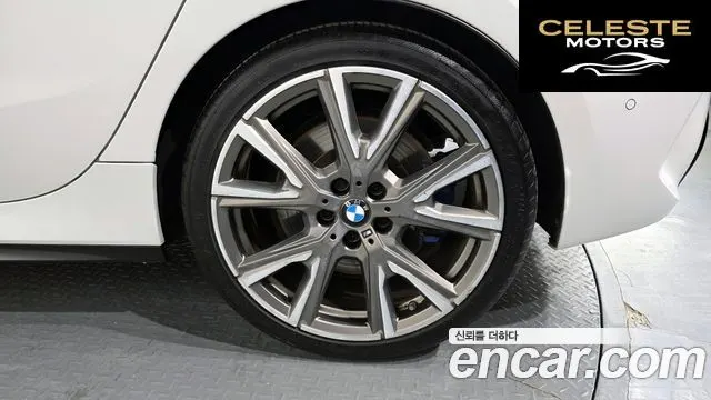 BMW Série 1 (F40) M135i xDrive 2022 — photo 5 sur 20