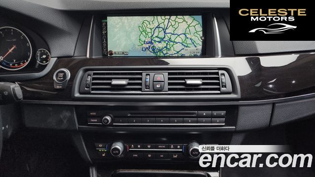 BMW Série 5 (F10) 528i xDrive M Aéro Dynamic 2016 — photo 15 sur 20