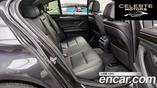BMW Série 5 (F10) 528i xDrive Luxury 2014 — photo 12 sur 25