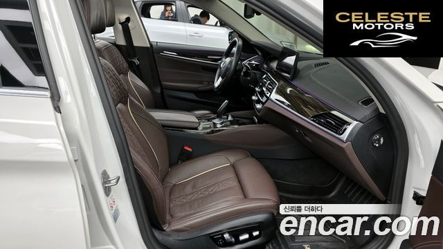 BMW Série 5 (G30) 523d Luxury 2022 — photo 11 sur 20