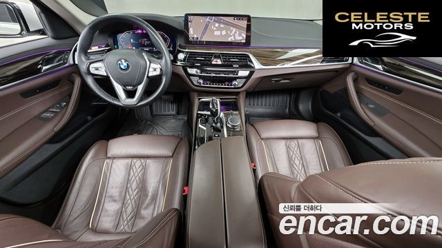 BMW Série 5 (G30) 523d Luxury 2022 — photo 7 sur 20