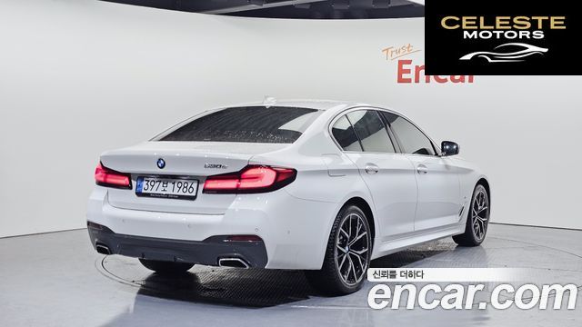 BMW Série 5 (G30) 530e M Sport 2021 — photo 2 sur 20
