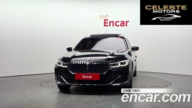 BMW Série 7 (G11) 740Li xDrive Design Pure Excellence 2022 — photo 3 sur 20