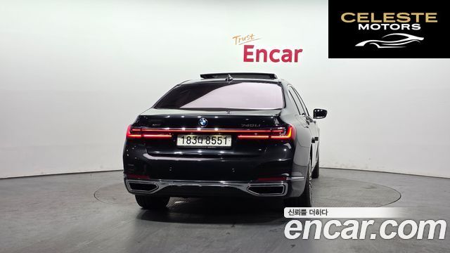 BMW Série 7 (G11) 740Li xDrive Design Pure Excellence 2022 — photo 4 sur 20